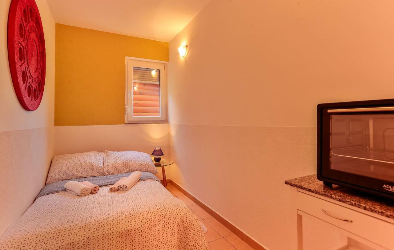 Apartments Dora Victoria Dream Medulin Eksteriør bilde