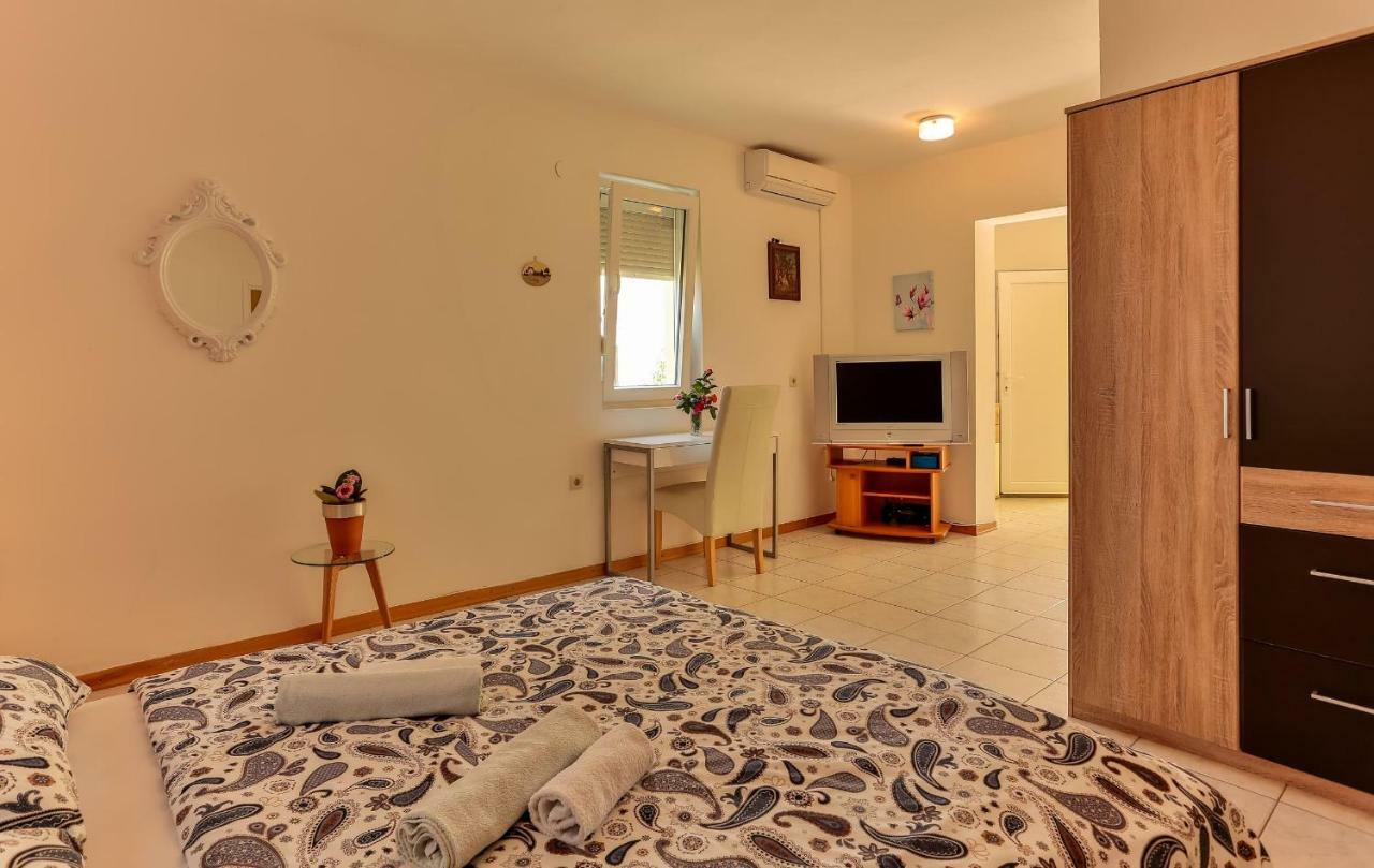Apartments Dora Victoria Dream Medulin Eksteriør bilde